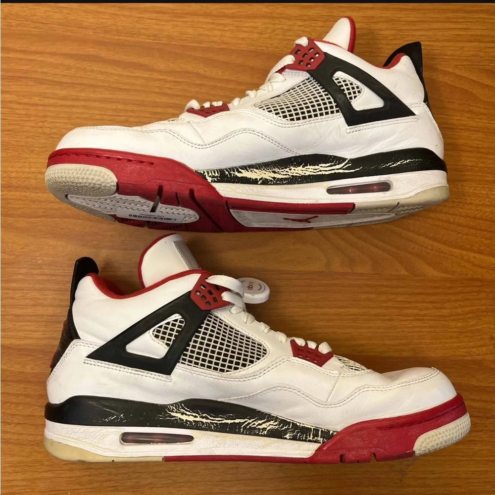 Jordan 4 Fire Red 2012_3